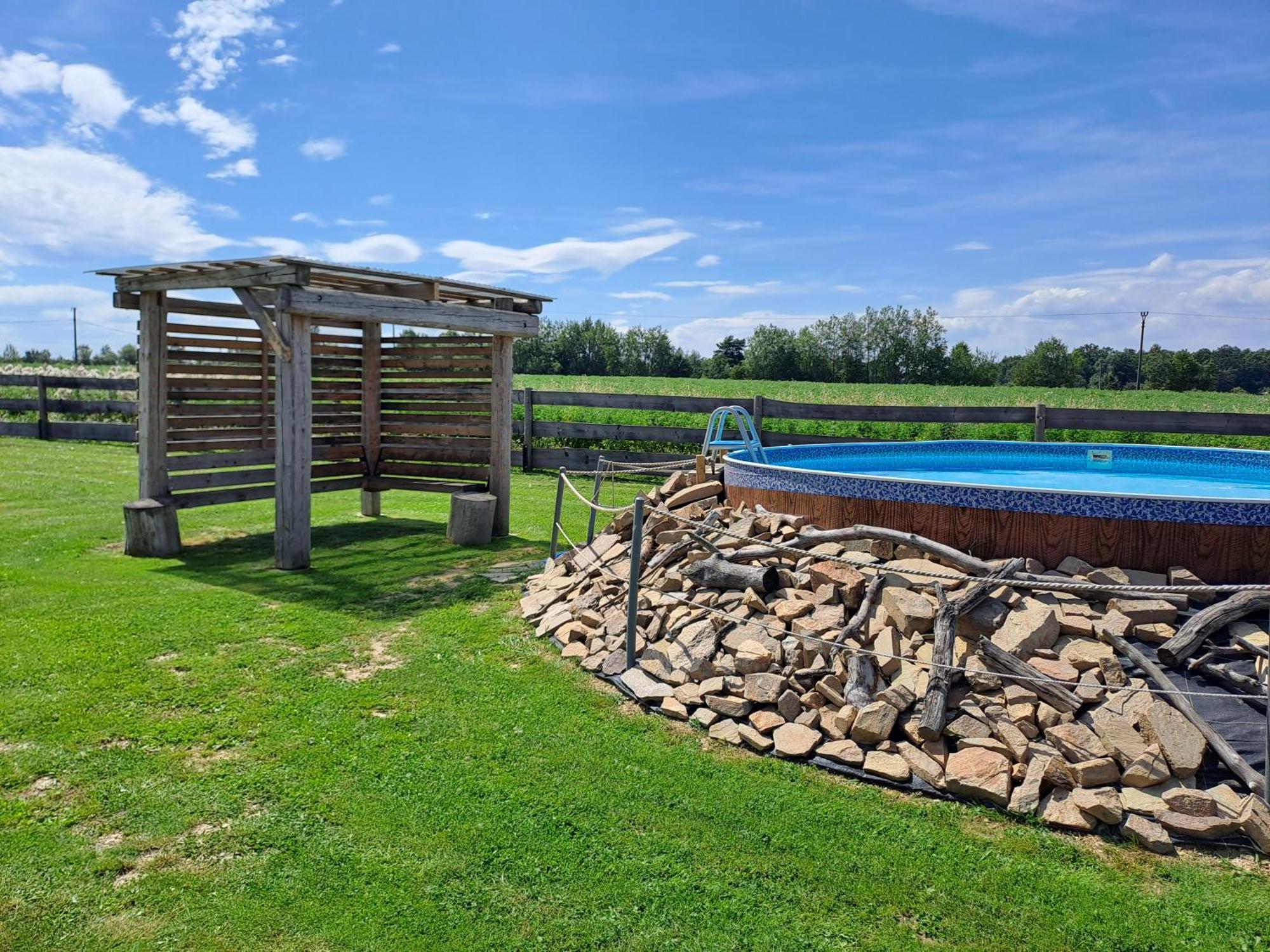 Wellness Srub U Holubu Villa Malsice Dış mekan fotoğraf